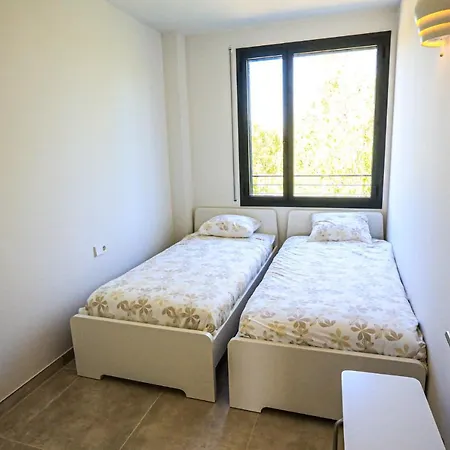 Litoral Costa Dorada - Forneri Only Families Daire *